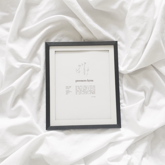 Brandy Melville Accessories - custom names x white